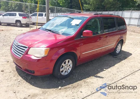 2010 Chrysler Town & Country Touring из США, поврежденный, VIN 2A4RR5D13AR493588